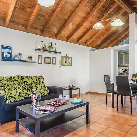Sleeps 6 Wifi Corralejo