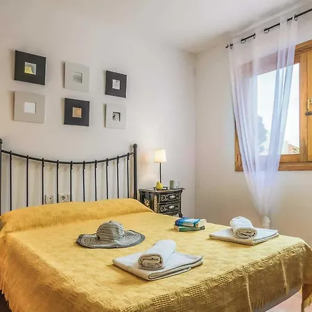 Sleeps 6 Wifi